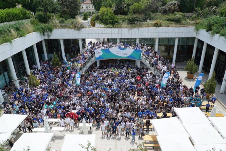 Family photo WordCamp Europe 2023 in Athens